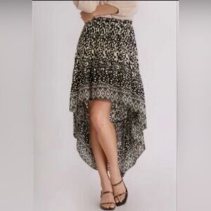 NWT Umgee Black/cream Design Hi-Lo skirt SZ LG